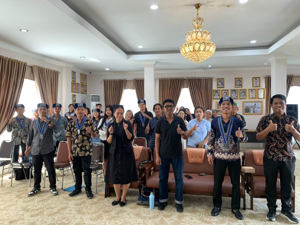 Pelantikan Pengurus GMKI Komisariat Politani Masa Bakti 2025-2026: Momentum Pembaruan Komitmen Pelayanan dan Pergerakan 3 img 20250712 wa00323536310858705392346