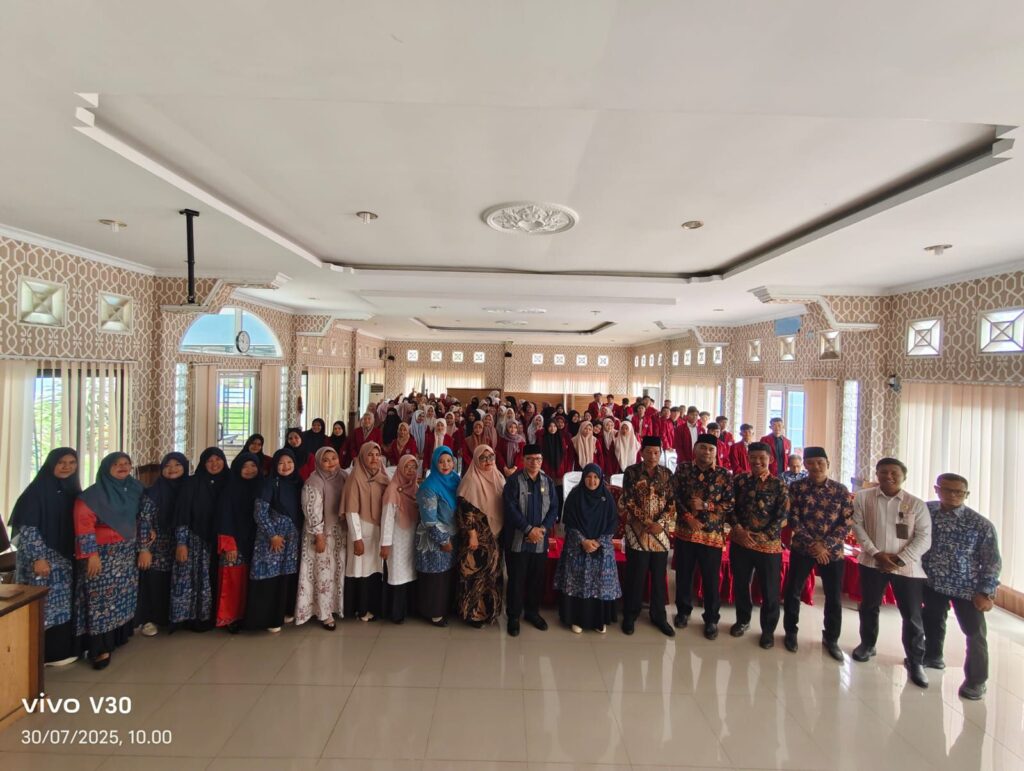 143 Mahasiswa Fakultas Agama Islam UMTS Dilepas untuk PLP: Siap Menebar Manfaat di Sekolah dan Madrasah Mitra 2 img 20250730 wa00498659850981496359833